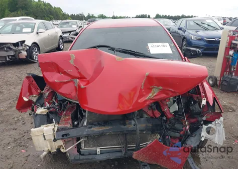 2014 Toyota Camry Se z USA, uszkodzony, nr VIN 4T1BF1FK0EU747857